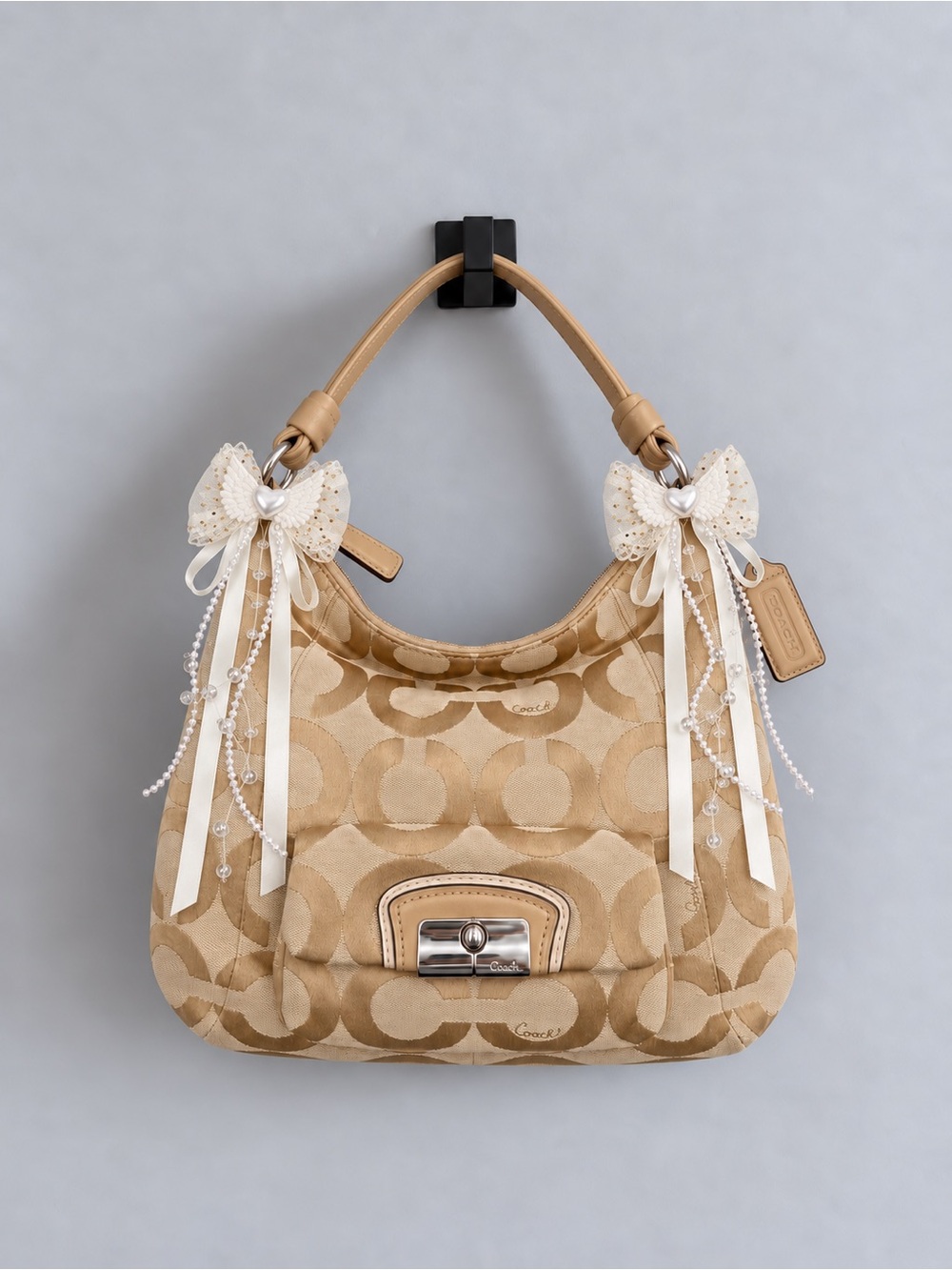 Coach Kristin Collection (circa 2010) Tan Signature Op Art Hobo Style #14911